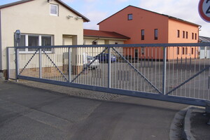 Posuvná brána 14 m